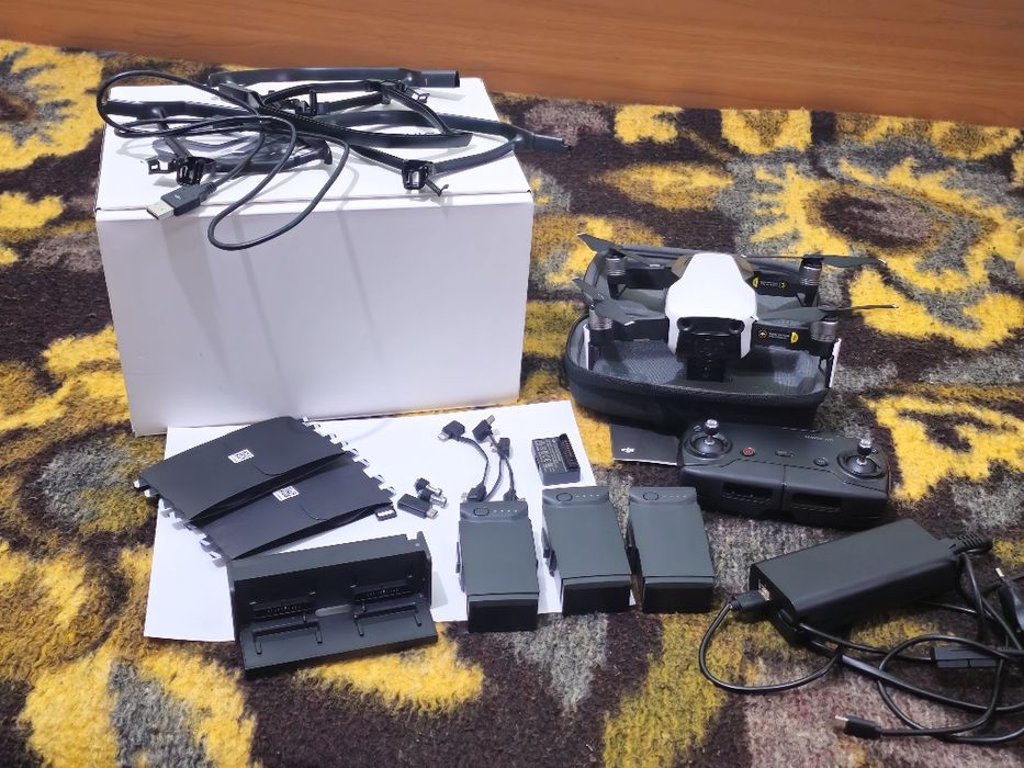 Drona dji mavic air fly more combo