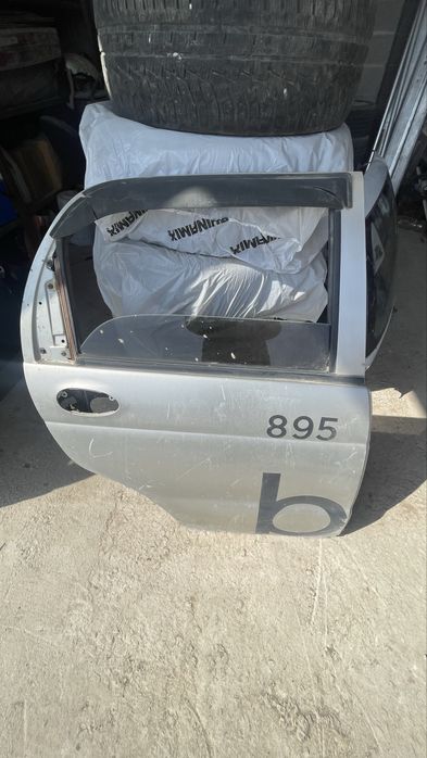 Продам двери на матиз/Daewoo Matiz