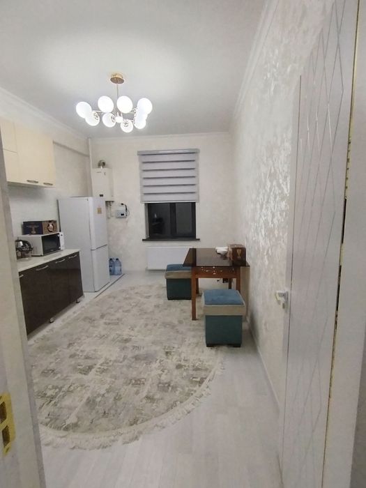 Чирчик ш. 10 м/н Васмой бозор новостройка кирпичный дом 2/5/9 62 м²