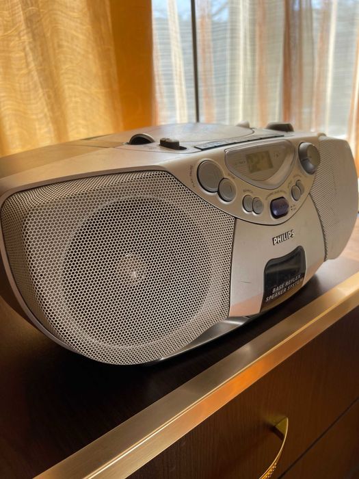Радиокасетофон с CD Philips