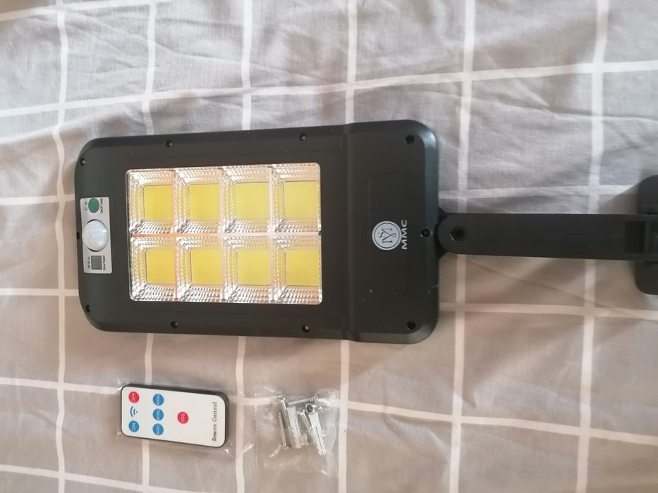 Lampă solară de putere mare  mare