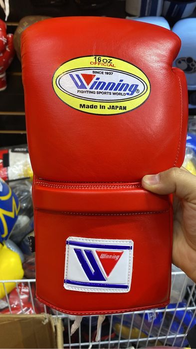 Боксерские перчатки всех моделей и размеров