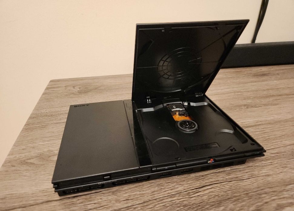 Playstation 2 model 75004