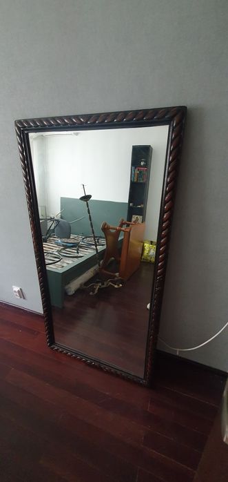 Oglinda din nuc venetian