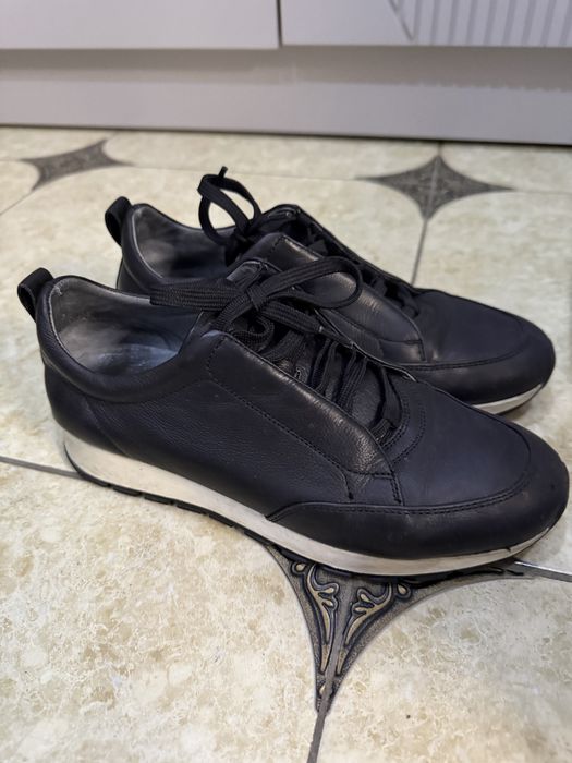 Продам женскую обувь