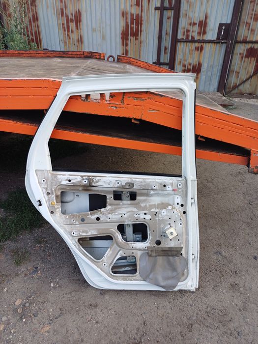 Продам дверь на гранту