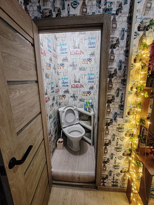 Продам 2-ух ком.квартиру в старом городе.