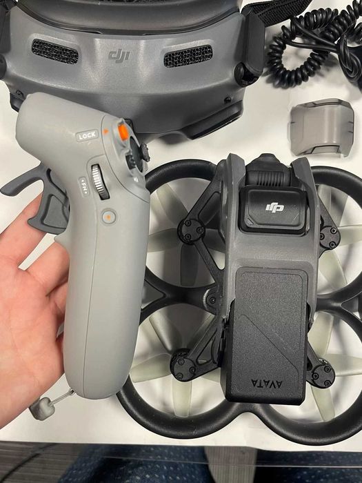 DJI Avata FPV Standard Combo - Utilizat, Funcțional