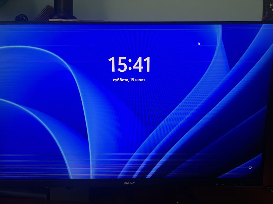монитор SANC (б/у, 60 Гц, пару дефектов)