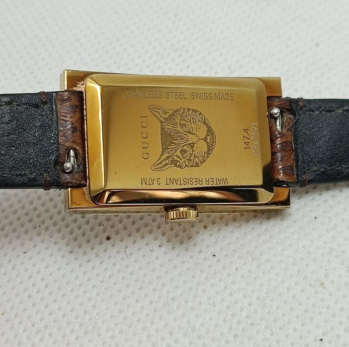 Женские часы gucci