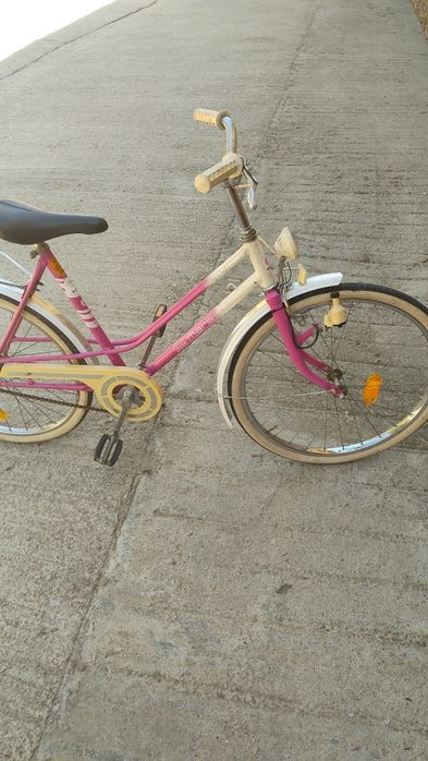 Bicicleta de vânzare
