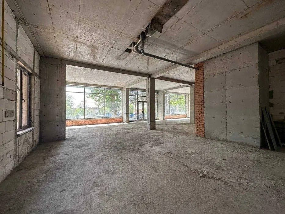 Продаётся нежилое помещение