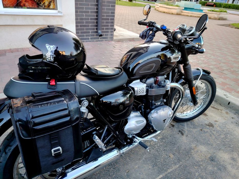Geanta moto (coburi) pentru Triumph Bonneville T100