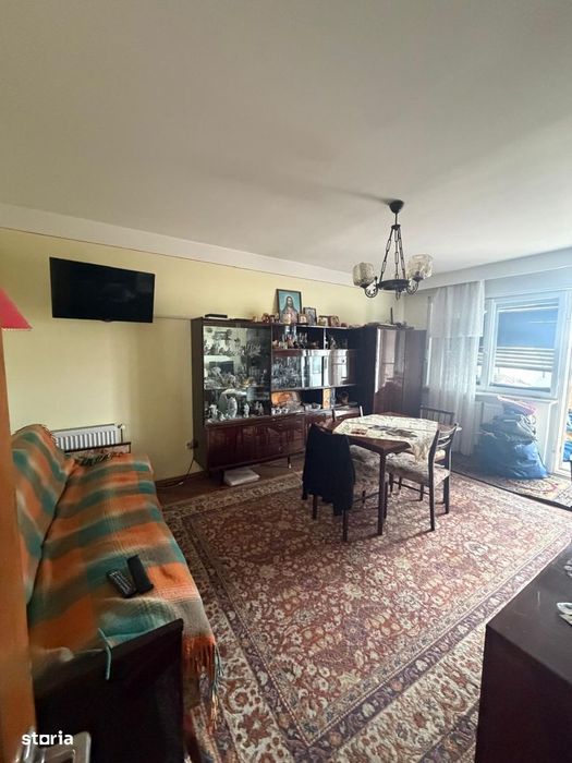 Vand 3 Camere Decomandat etaj 3 ultracentral