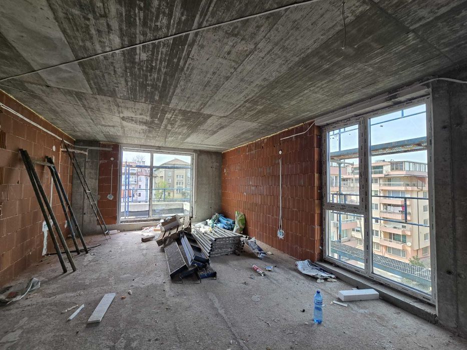 Продава се Четиристаен апартамент в София, Слатина - 138 кв.м за 1998 €/кв.м - Снимка #5