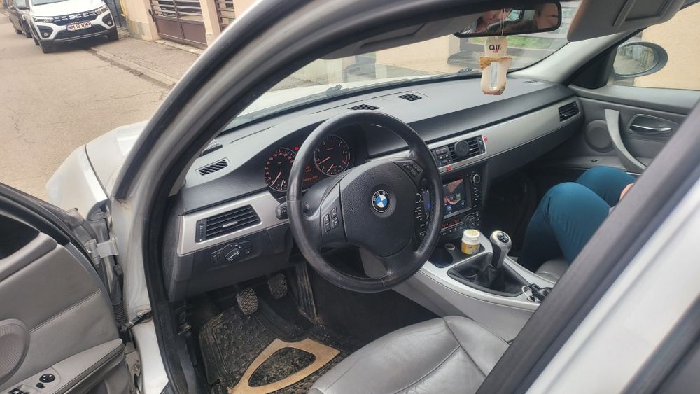 Bmw 320i 2007 manual