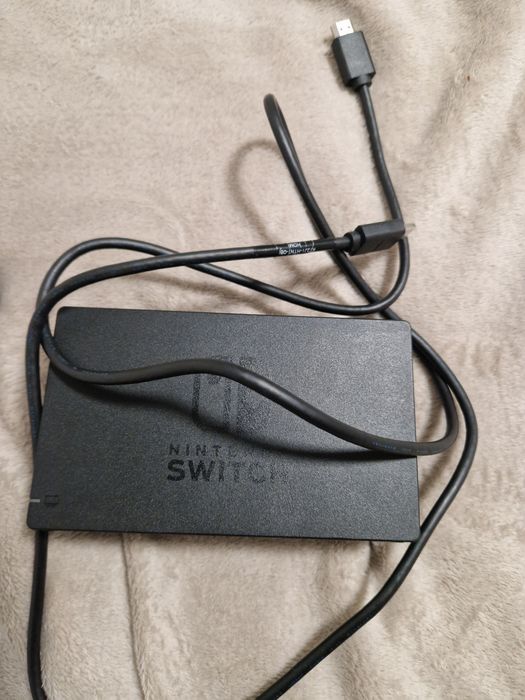 Vand consola Nintendo Switch!!Perfect functionala.