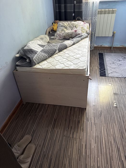 Двухярусная кровать в отличном состоянии