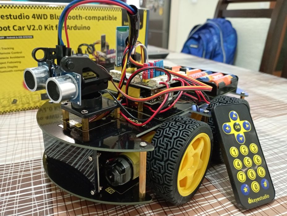 Продавам Мултифункционален комплект за кола 4WD BT V2.0, KS0559