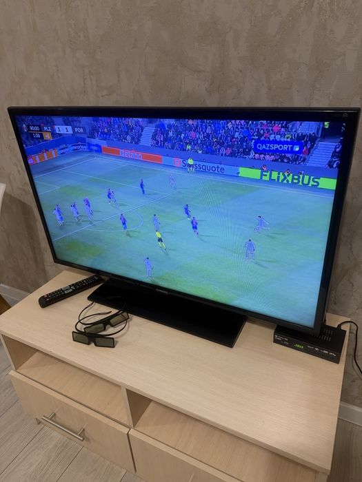 Телевизор Samsung 3D 102диогональ