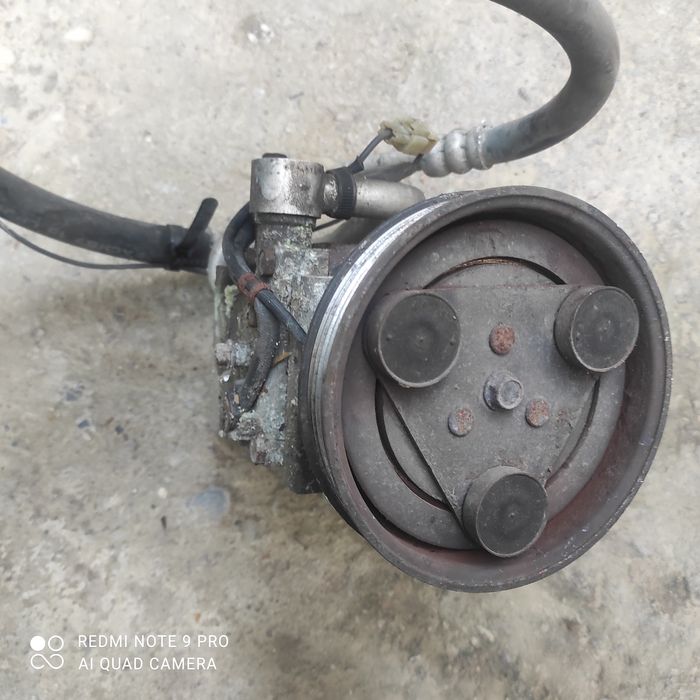 Продам компрессор на Мазда 626 птичка и кронус