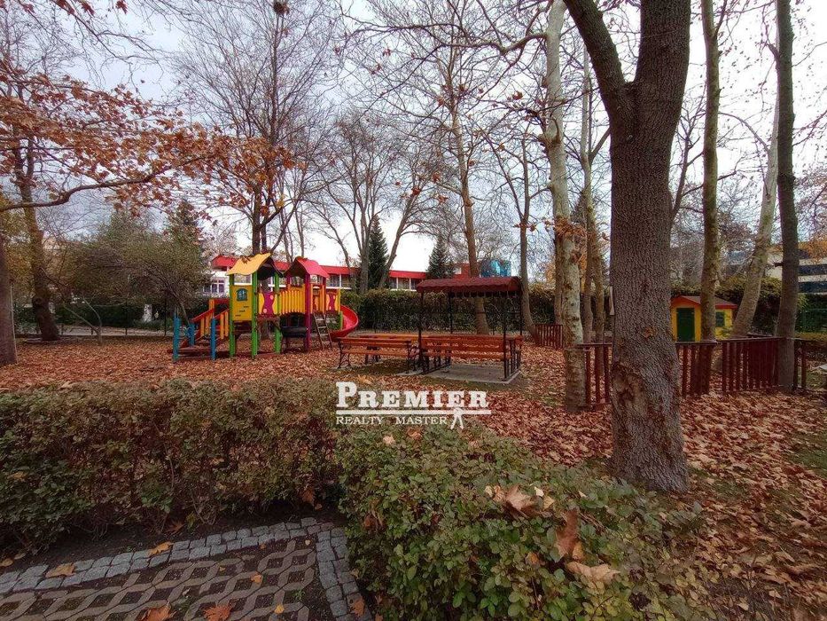 Продава се Двустаен апартамент в к.к. Слънчев бряг - 57 кв.м за 1211 €/кв.м - Снимка #7