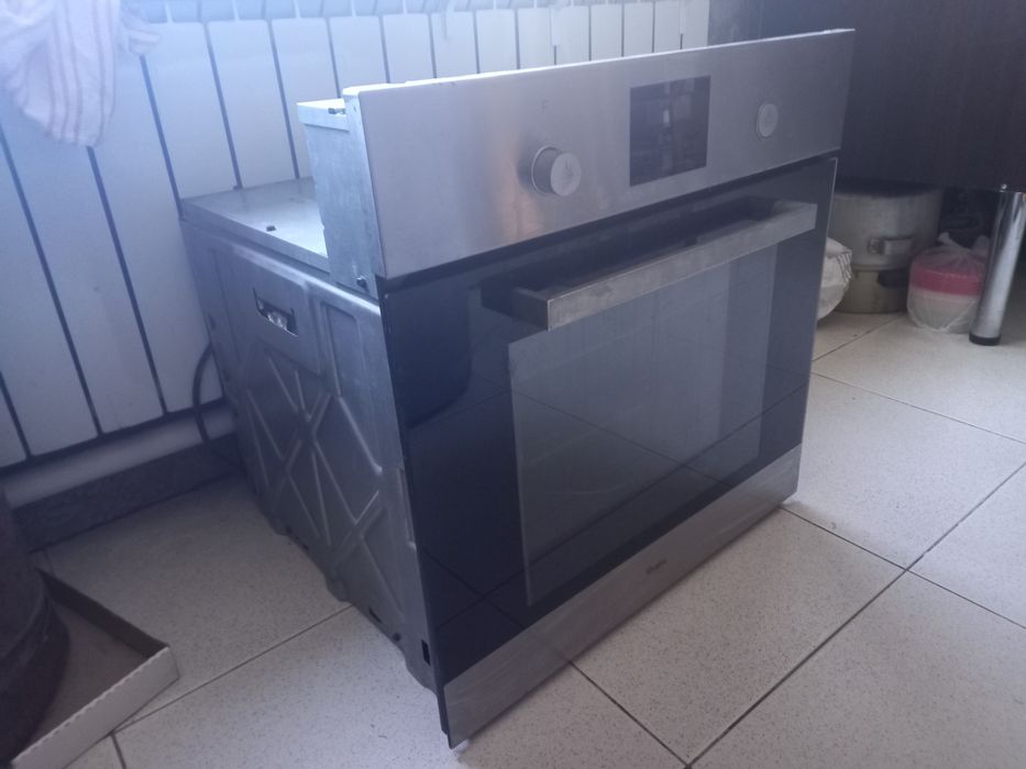 Продам встраиваемую духовку.