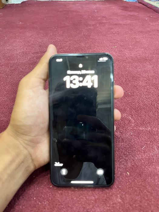 Iphone Xs max Yomkost 100 xotira 64