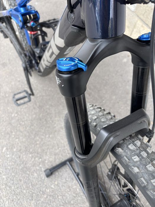 Ново планинско колело Trek Fuel8