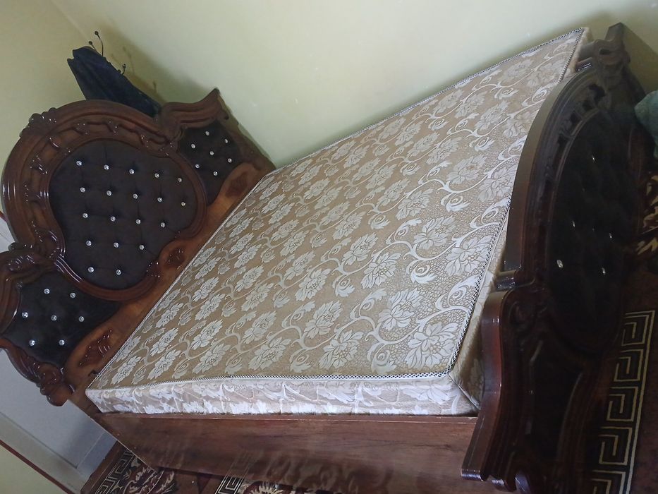 Mebel sotiladi holati alo