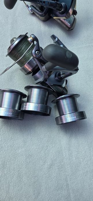 Doua mulinete Daiwa, crap, somn.