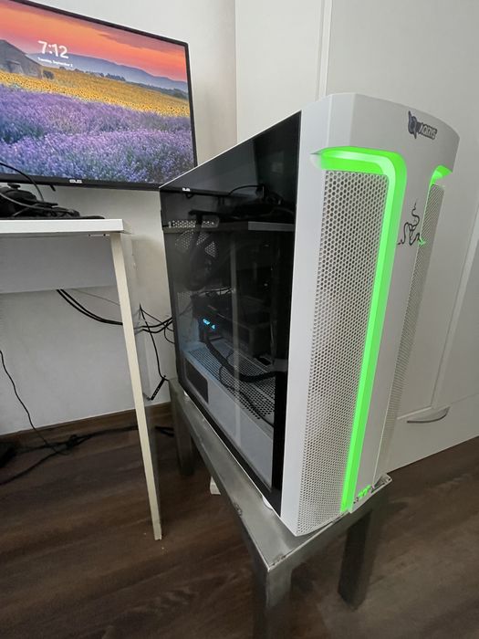 PC Gaming  | i7-13700KF + RTX 4070 Ti + Garanție + Factură