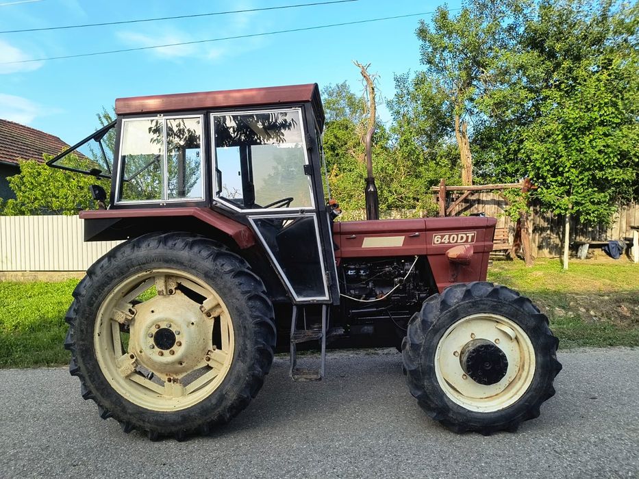 Vand tractor fiat 640 4x4