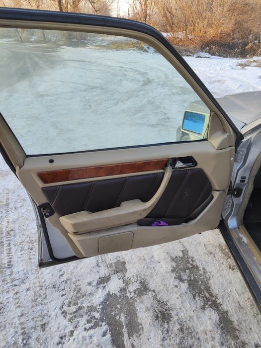 Продам 124мерс 2,8л