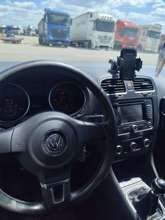 VOLKSWAGEN Golf 2010 — imagine 5
