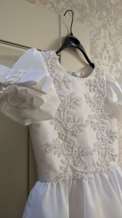 Продам детское платье