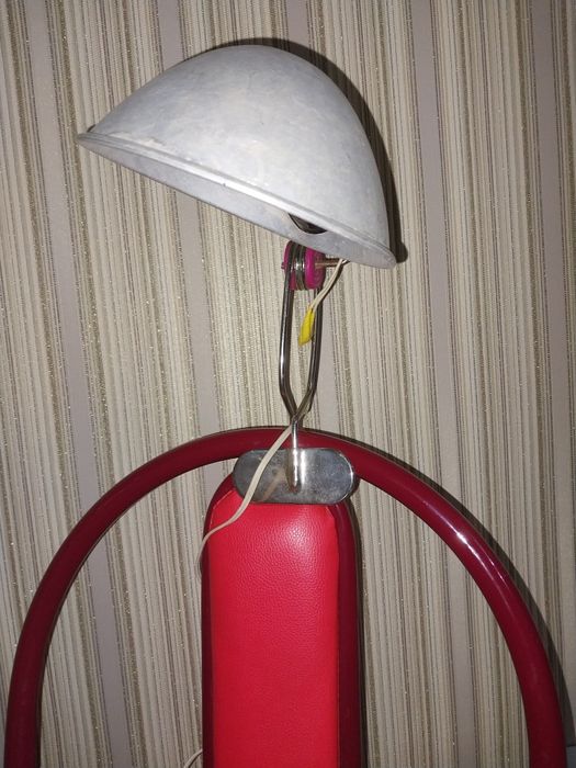 Продаётся.осветитель