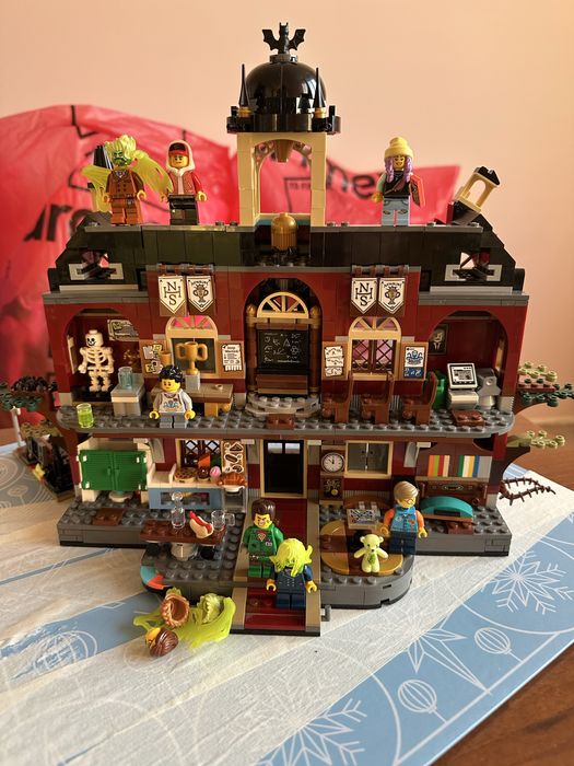 Продам лего оригинал