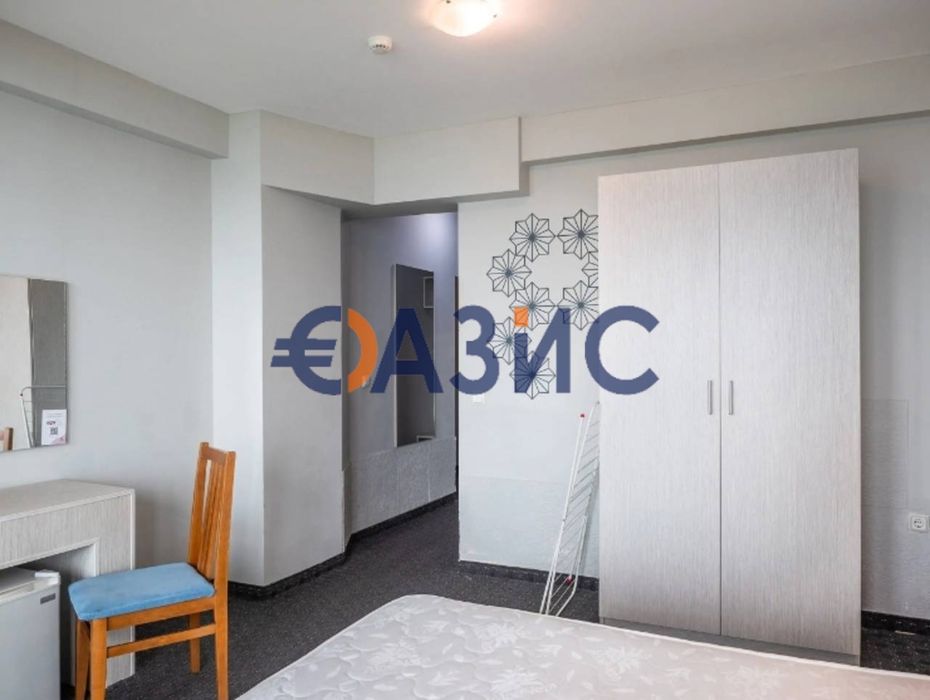 Продава се Двустаен апартамент в Несебър - 75 кв.м за 1171 €/кв.м - Снимка #4