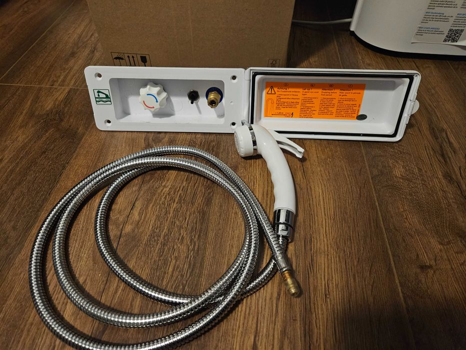 Priza externa Reich pentru dus cu mixare apa rece /calda - dus inclus - autorulota rulota campervan