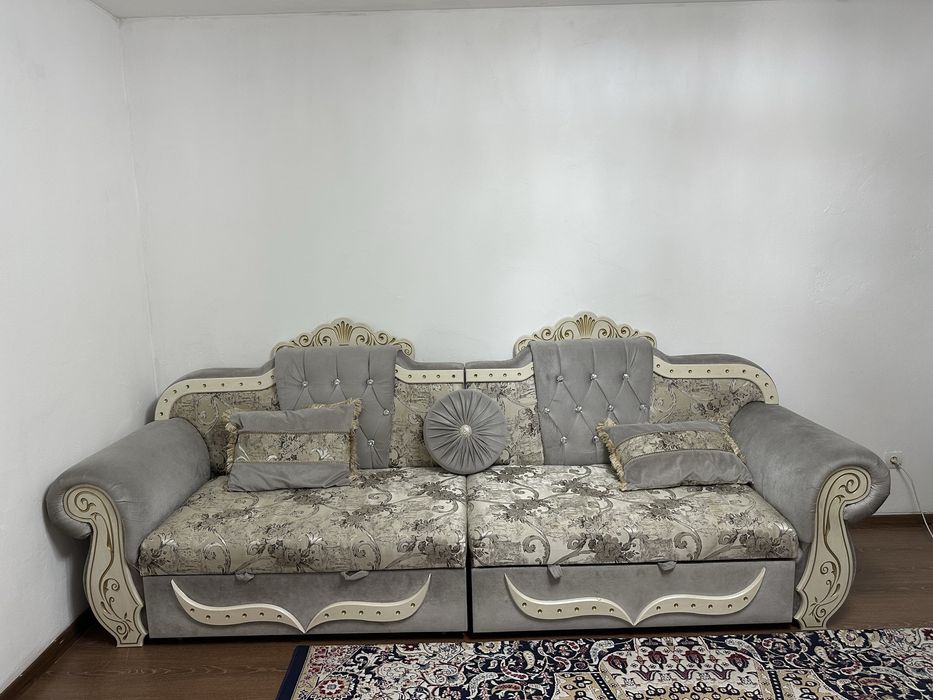 Продается  Диван