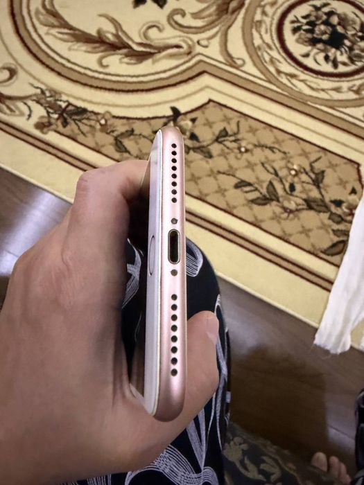 Iphone 8 puls Gold 32gb