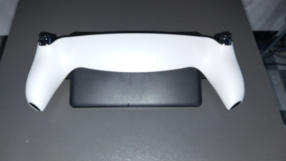 Продам Playstation Portal PS5 SONY