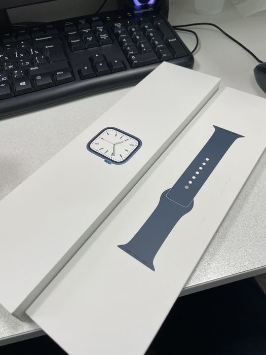 Apple Watch Series 7 45 mm