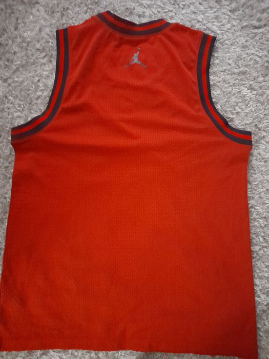 Maieu jordan 23 culoare roșu