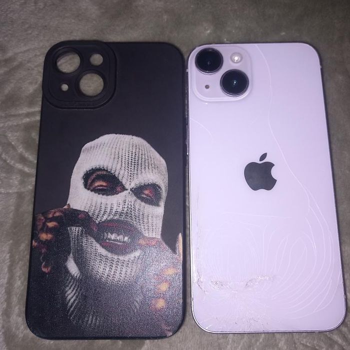 Vând iPhone 14 stare bună de funcționare