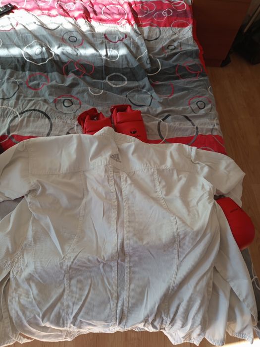 Кимоно Adidas  със всичко на снимката