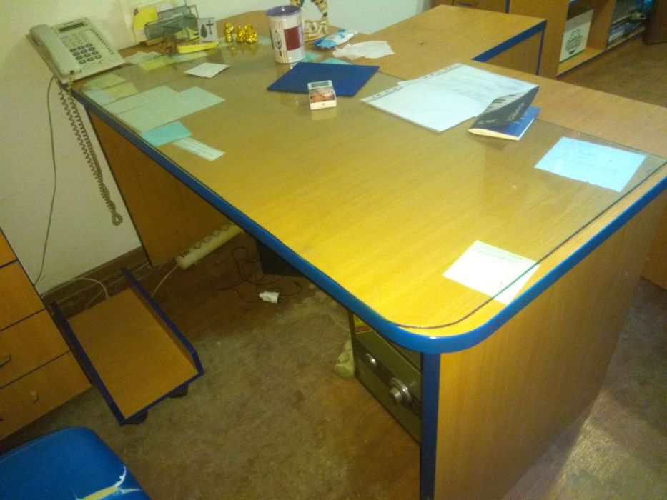 Комплект офисной мебели