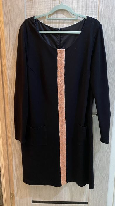 Трикотажное платье