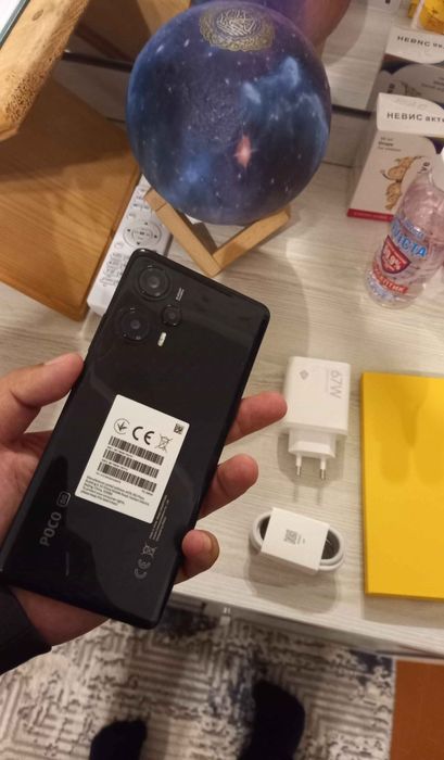 Poco F5 Qora (Black) 12/256GB